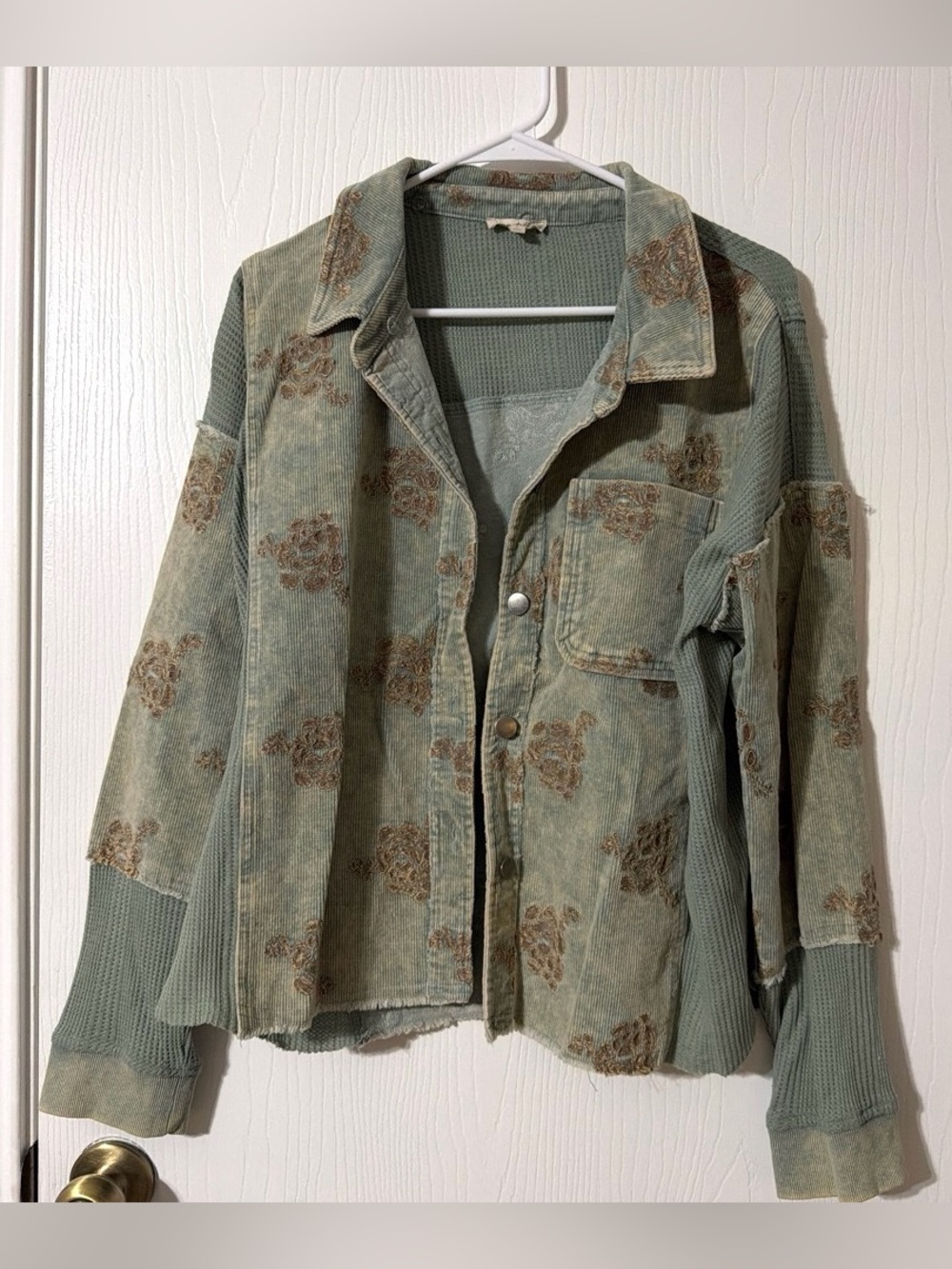 Mystree Vintage-Inspired Green Floral Corduroy Jacket